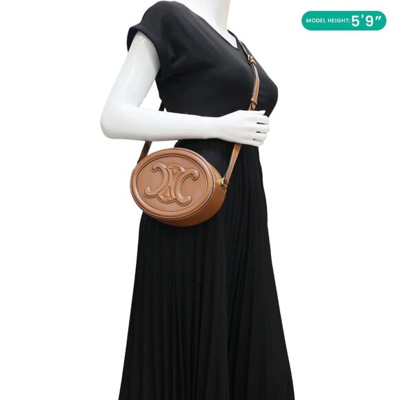 Celine Triomphe Oval Calfskin Cuir Shoulder Bag Tan - Picture 2 of 12